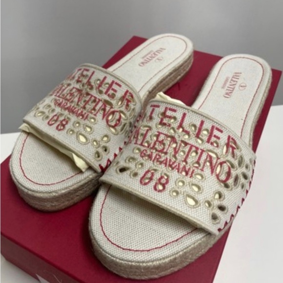 Valentino Garavani slides sandals - Picture 2 of 4